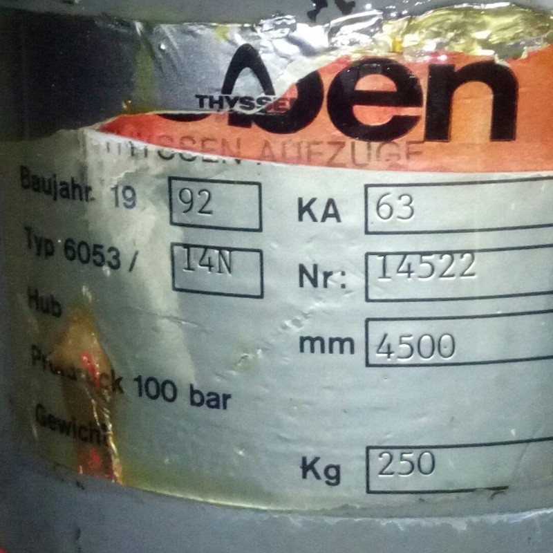 JUNTA RETEN PISTON THYSSEN 63D